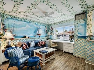 Mit einem KLICK aufs Bild vergrössert es sich. Mit F11 macht man es noch grösser. Mit dem grossen Bild wird gleichzeitig eine SLIDE-SHOW zur Verfügung gestellt. Es geht VOR oder ZURÜCK in dem man RECHTS oder LINKS auf das grosse Bild klickt. Beendet wird die Gross-Darstellung durch KLICK in den abgedunkelten Bereich oder auf (x).